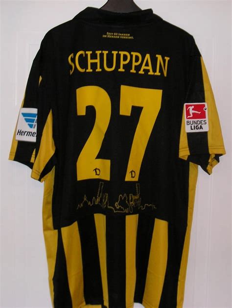 Bnwt dynamo dresden adults m 2018 football shirt jersey trikot. Dynamo Dresden Special football shirt 2013.