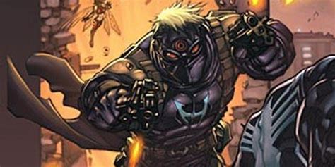 Marvel Needs To Bring Back Hawkeyes Ultimate Costume