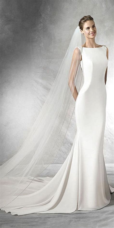25 Beautiful Classic Wedding Dresses For Bride Look More Beautiful