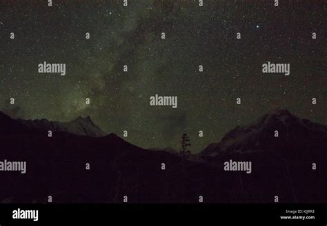 Milky Way Over Manaslu Samagaon Nepal Stock Photo Alamy