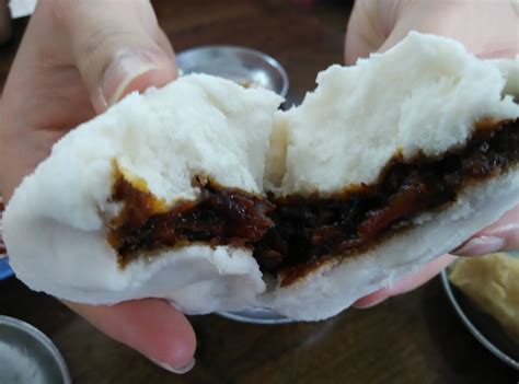 While the best dim sum dishes are traditionally made with pork, since we live in a multicultural country and there is a strong demand for halal/pork free bangsar's household dim sum spot is none other than the ming room. It's About Food!!: Key Hiong Dim Sum Restaurant 奇香飽餃點心 ...