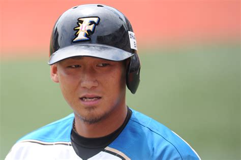 2021年8月10日（火） 現在 6 北海道日本ハムファイターズ 中田 翔 なかた・しょう tweet ポジション 内野手 投打 右投右打 身長／体重 184cm／106kg 生年月日 1989年4月22日 経歴 大阪桐蔭高 ドラフト 2007年高校 生ドラフト1巡目 年度. | 中田翔、父親の名前や共政会所属の真相は？車・ネックレスも ...