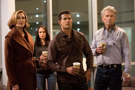 Canceled Renewed Or Ending Dallas Tnt Dallas Tv Dallas