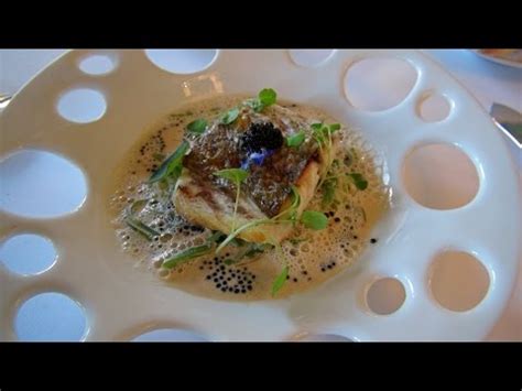 Les deux frères apportent un vent de nouveauté au restaurant. Déjeuner à la Table des Frères Ibarboure - 9 octobre 2015 ...