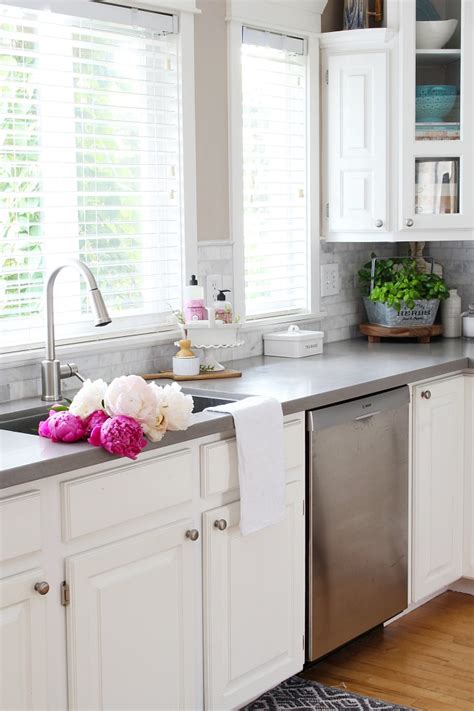5 out of 5 stars. Summer Kitchen Decorating Ideas and Summer Home Tour ...