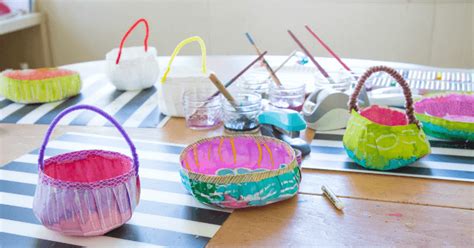 A fun song to support children's development with fine motor skills, hand to eye coordination and a. Mini Easter Baskets - A Beautiful Easter Craft Made with ...