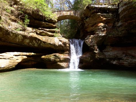Old Man S Cave Hocking Hills Ohio Places To Go Vacation Spots Favorite Places