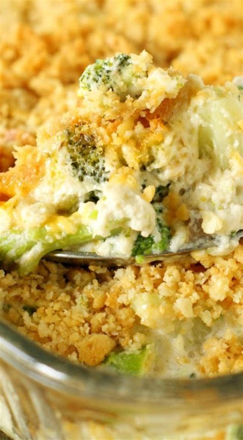 Cheesy chicken broccoli casserole the housewife modern. Creamy Broccoli Casserole ~ Cheesy broccoli goodness and ...