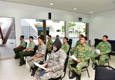 News Headlines The Commander Of Royal Brunei Land Force