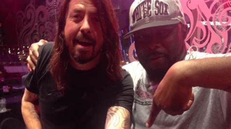 Foo Fighters Dave Grohl Tattoos Dave Grohl Reacts To Heartbreaking Chris Cornell Tattoo