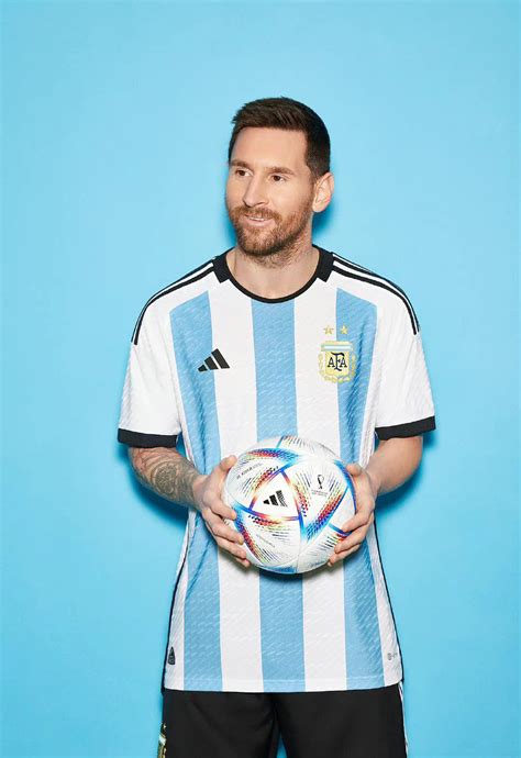 Camisa Argentina 2022 Messi 10 Torcedor Adidas Masculina Branca E Azul