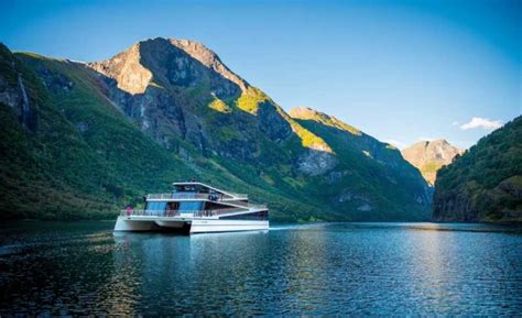 Bergen Private Day Tour Nærøyfjord Cruise And Flåm Railway Getyourguide