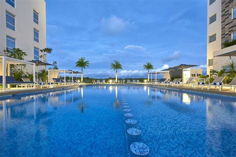 City Express Plus Cancún Aeropuerto Riviera - Escapadas por México