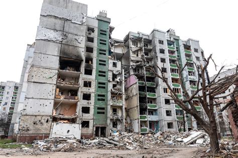 Wojna Na Ukrainie Czernihów Nowe Nagrania Bbc Ukazują Zniszczenia I