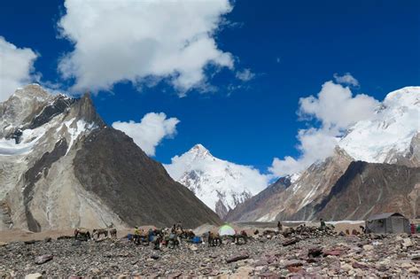 K2s Winter Harshness Blamed As 3 Climbers Are Missing The New York Times