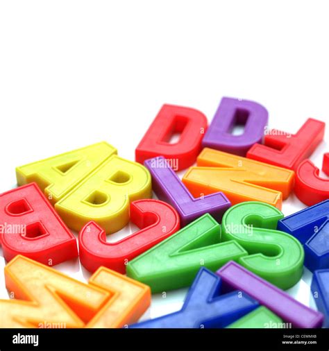 Las Letras Del Alfabeto Inglés En Caracteres De Juguete De Plástico Fotografía De Stock Alamy