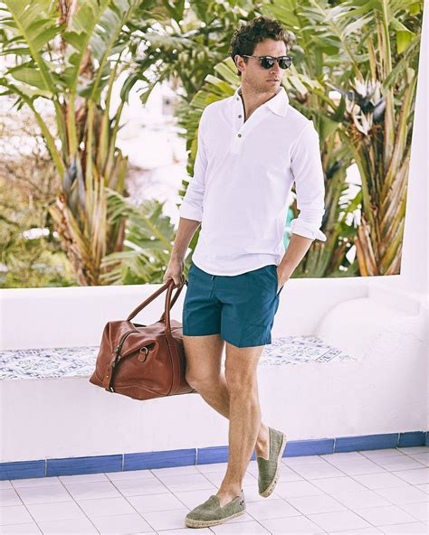 The 4 Best Mens Shorts Styles And How To Style Them