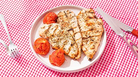 Chicken Breast Nutrition Calories Carbs Fat And Benefits