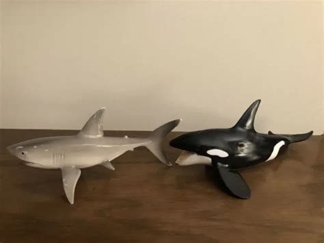 Vintage 2004 Schleich Great White Shark And Orca Killer Whale Lot Of 2