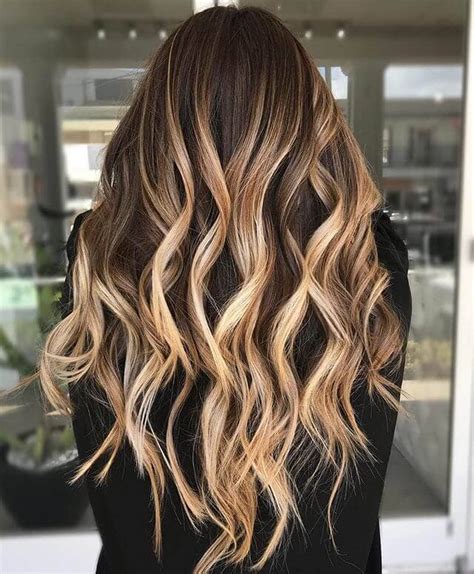 50 Best And Flattering Brown Hair With Blonde Highlights For 2022