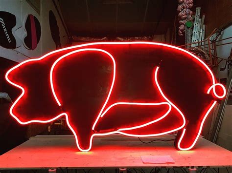 Neon Pig For Bas Barneveld Neonpig Neonlights Vintageneon