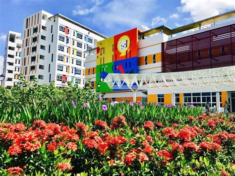 Đồng thời, ubnd phường 15 cũng phong tỏa nơi ở của người phụ nữ tại lô 4, khu b thuộc chung cư phú thọ (phường 15, quận 11) để điều tra dịch tễ, cách ly người. Bệnh viện chuyên khoa Nhi thứ 3 của thành phố đã sẵn sàng ...
