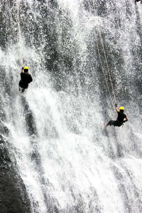 Top Waterfall Rapelling And Cayoning Tours In Costa Rica