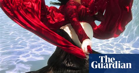 Underwater Pregnancy In Pictures Life And Style The Guardian
