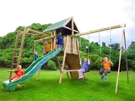 If you have the space and desire to build a full on roped climbing wall in your garden, go for it, however most people only have the capacity to have a small bouldering setup in their homes. The Dunster House UltraFort Paddington Climbing Frame - Climbing Frame Installer