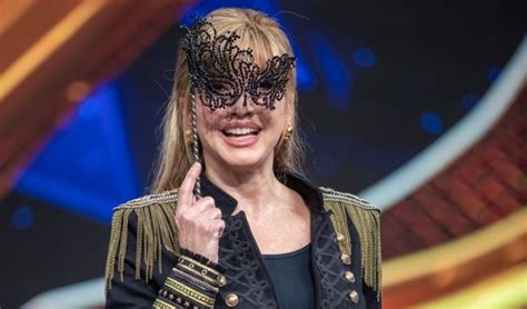 Un'occasione, questa, anche per presentare il suo futuro. Il cantante mascherato 2021: quando inizia, giudici e maschere