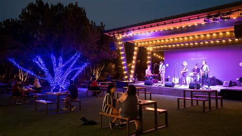 Here's where to find live music in Austin at outdoor venues