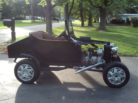 Ford Model T Replica Roadster Mini With Tow Dolly Parade Car