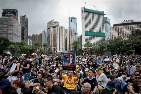 Protests In Hong Kong Continue Remain Peaceful Throughout The Weekend