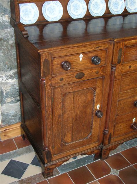Antique Georgian Welsh Oak Dresser - Antiques Atlas