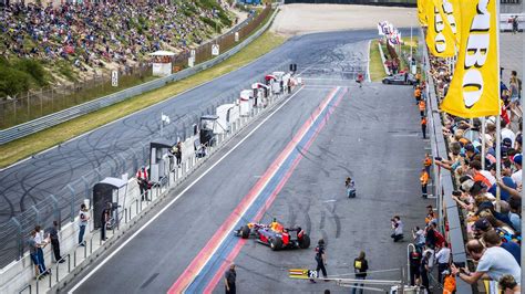 Bij dit racespektakel zie je max verstappen, lewis hamilton en sergio pérez in actie. "Nieuws over Grand Prix in Zandvoort zal via Formule 1 ...