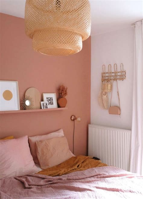 Pour la chambre de bébé, nous vous conseillons les couleurs apaisantes et douces : 1001 + façons d'adopter la couleur terracotta chez soi | Deco chambre parental, Déco chambre ...