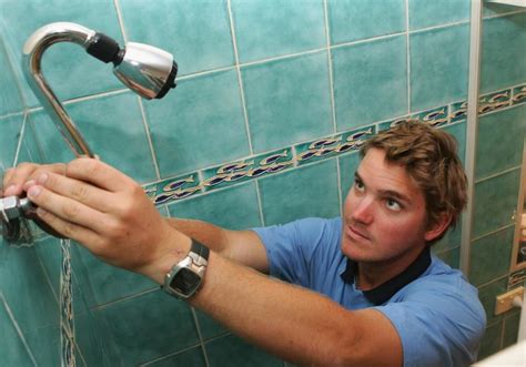 installing a showerhead 73849114 plumbing emergency plumber plumbing repair