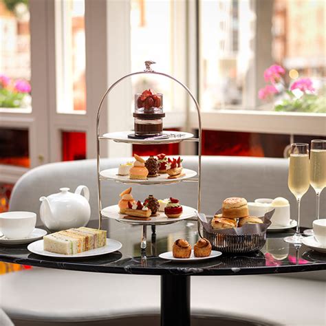 Ask anyone what is the first thing that comes to mind when they think of british culture. Afternoon Tea & High Tea: Mayfair, London - The Connaught