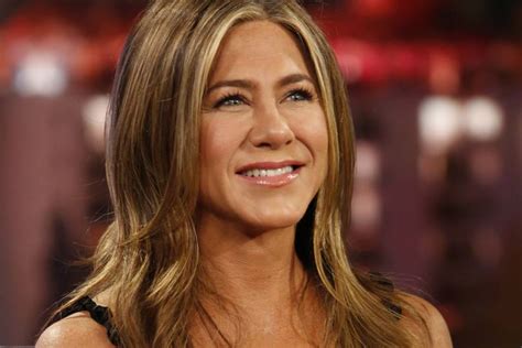 Jennifer Aniston Just Gave A Rare Look At Her Natural Hair Texture