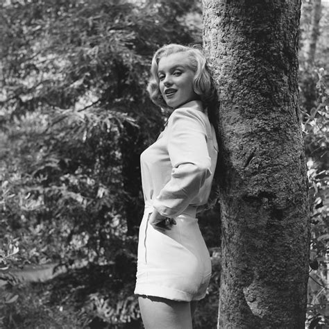 18 Rare Photographs Of Marilyn Monroe In Griffith Park Los Angeles In 1950 ~ Vintage Everyday