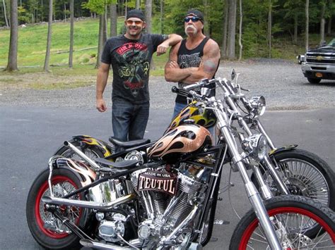 Motorbike tv is the series the motorcycle market has been waiting for. American Chopper returns to Discovery Channel | Critical Blast