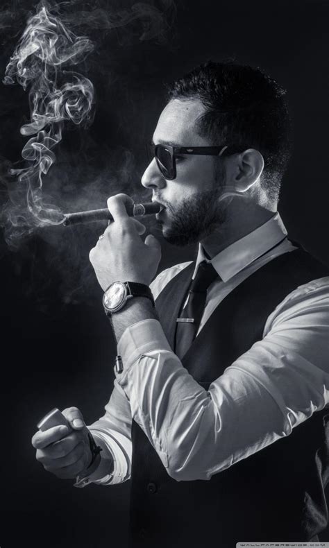 Men Smoking Wallpapers Top Free Men Smoking Backgrounds Wallpaperaccess