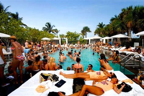 Best Miami Pool Parties For Your Bachelor Party Miami Pool Hotel Pool Party Pool Party Miami