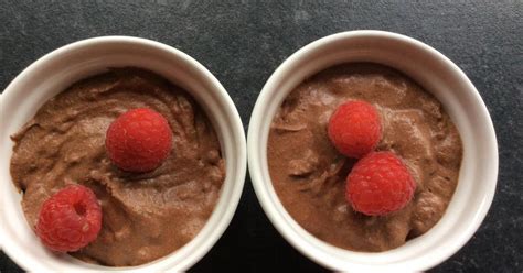 This chocolate ricotta mousse is so rich and creamy, it's a deliciously light way to satisfy anyone's chocolate craving. Mousse au chocolat - Le Magazine de la cuisine