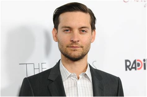 They started dating and got engaged in april 2006. Tobey Maguire Today - Tobey Maguire from The Big Picture: Today's Hot Photos | E ... / His ...