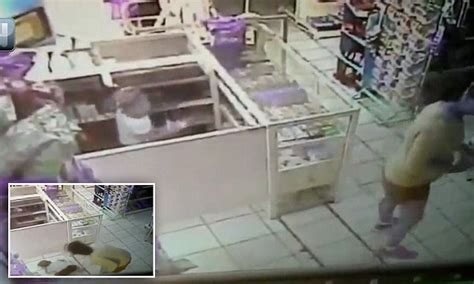 Cctv Video Caught Mother Teaching Daughter How To Steal From