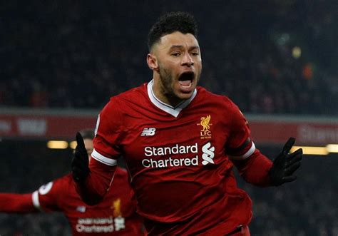 Manchester city vs liverpool fc. How Oxlade-Chamberlain links Liverpool together