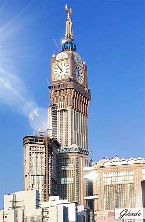 The building structure spreads over seven towers erected. Makkah Clock Royal Tower | Clock tower, Mecca tower, Royal hotel