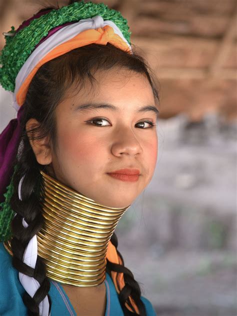 Kayan Tribes Of Myanmar Medical Fashion Beauty Around The World Neck Rings