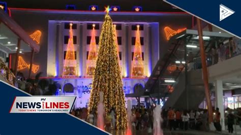 5 Giant Christmas Trees Lit At New Caloocan City Hall Youtube